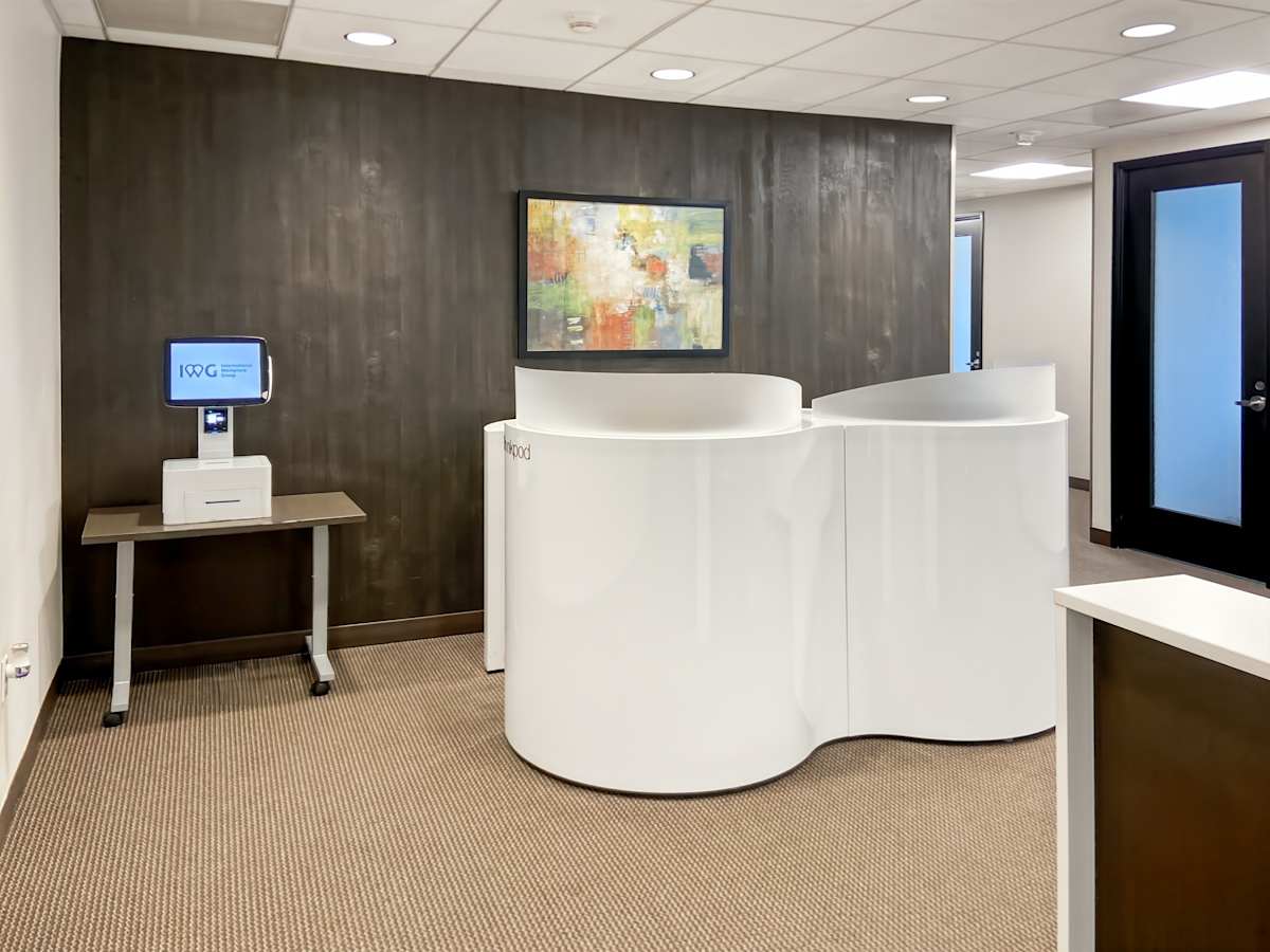 Hawthorne Boulevard Business Center photo 9
