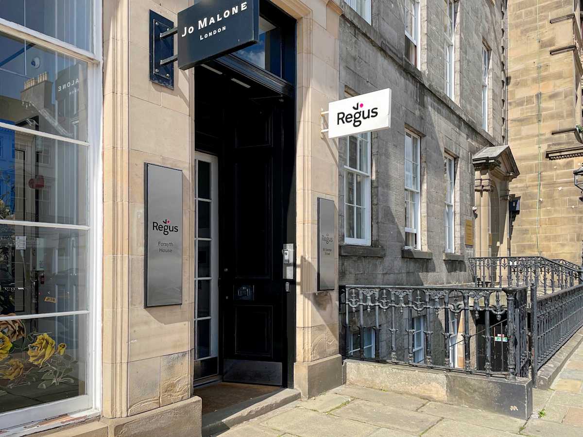 93 George Street photo 1