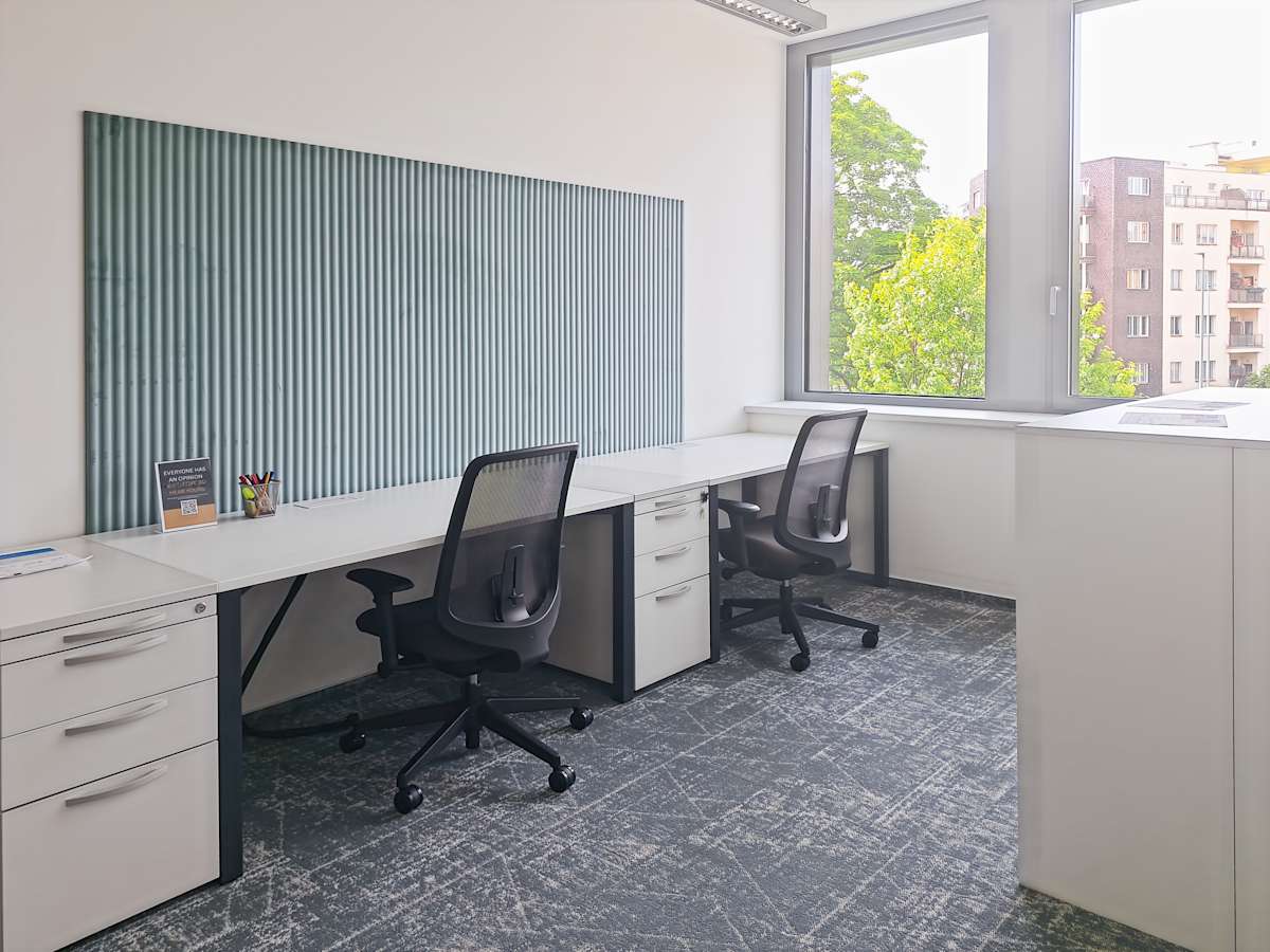 Regus - Lomnického photo 4