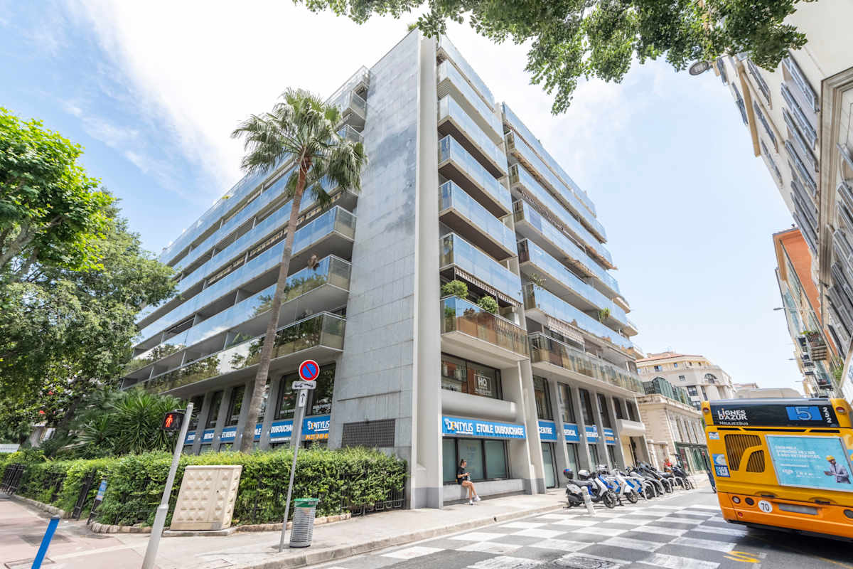 Regus - Nice, Le Consul photo 1