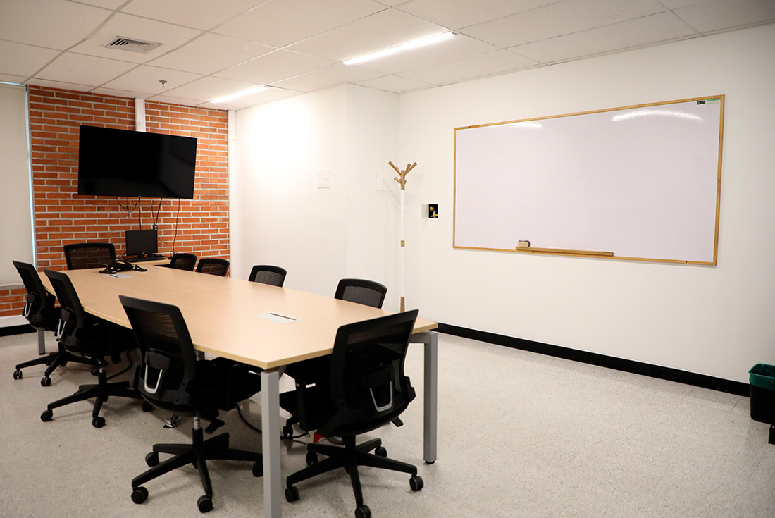 Buro 4.0 photo 6
