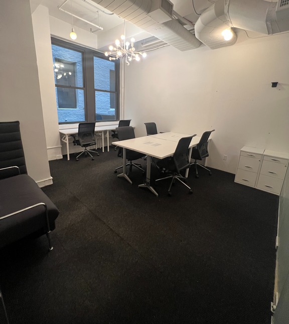 1216 Broadway photo 3