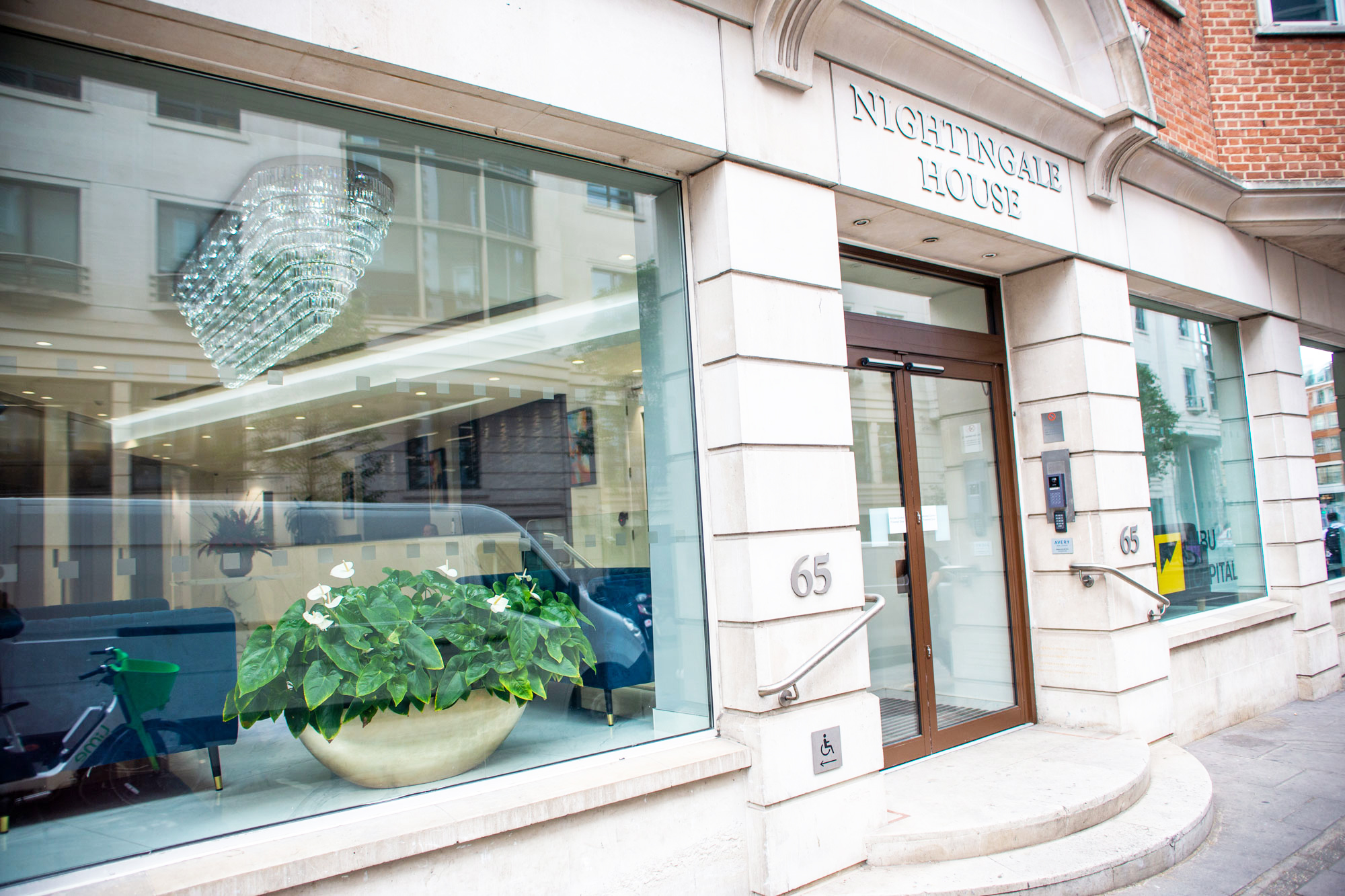 Curzon Street photo 7