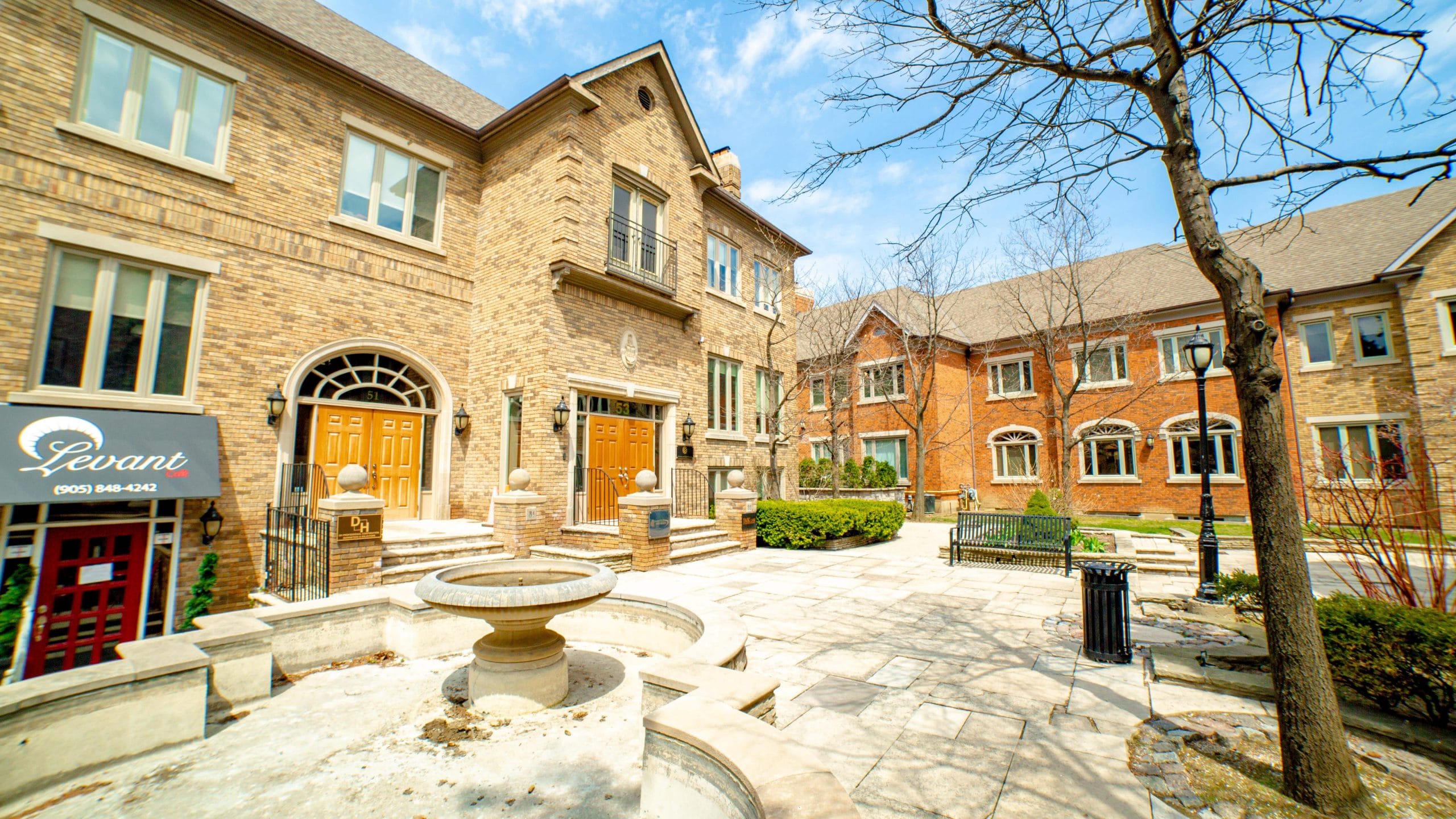 55 Village Centre Place photo 6