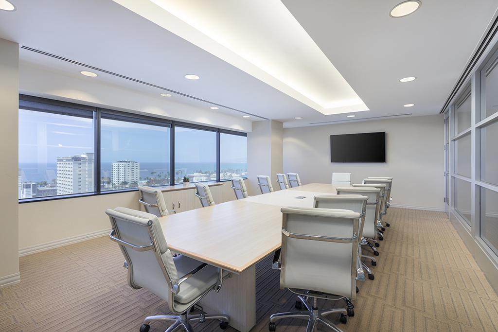401 Wilshire photo 2