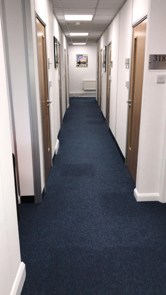Uxbridge House photo 2
