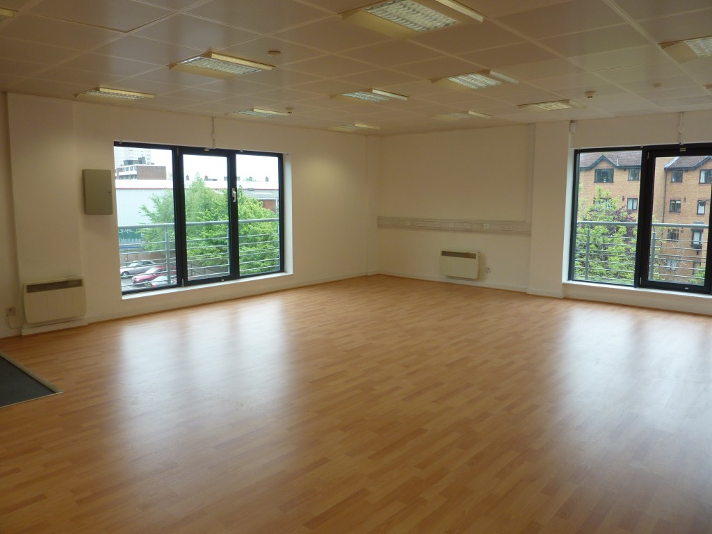 Evelyn Court photo 3