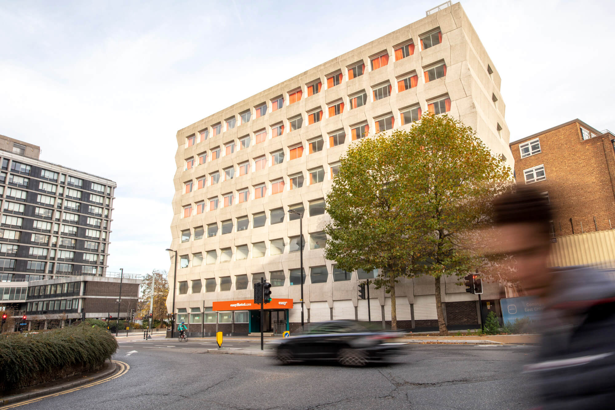 easyHub Croydon photo 4