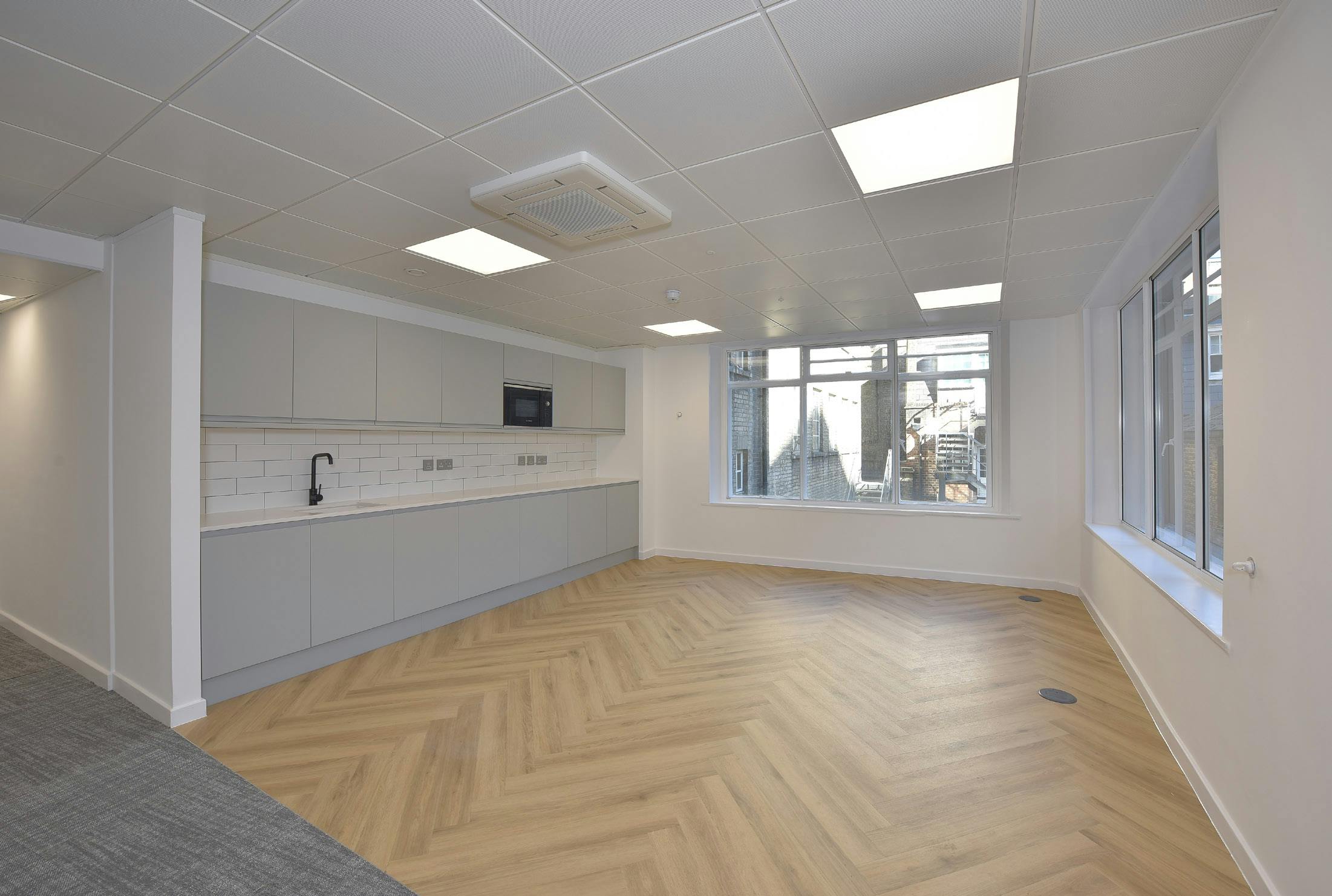 233 High Holborn photo 5