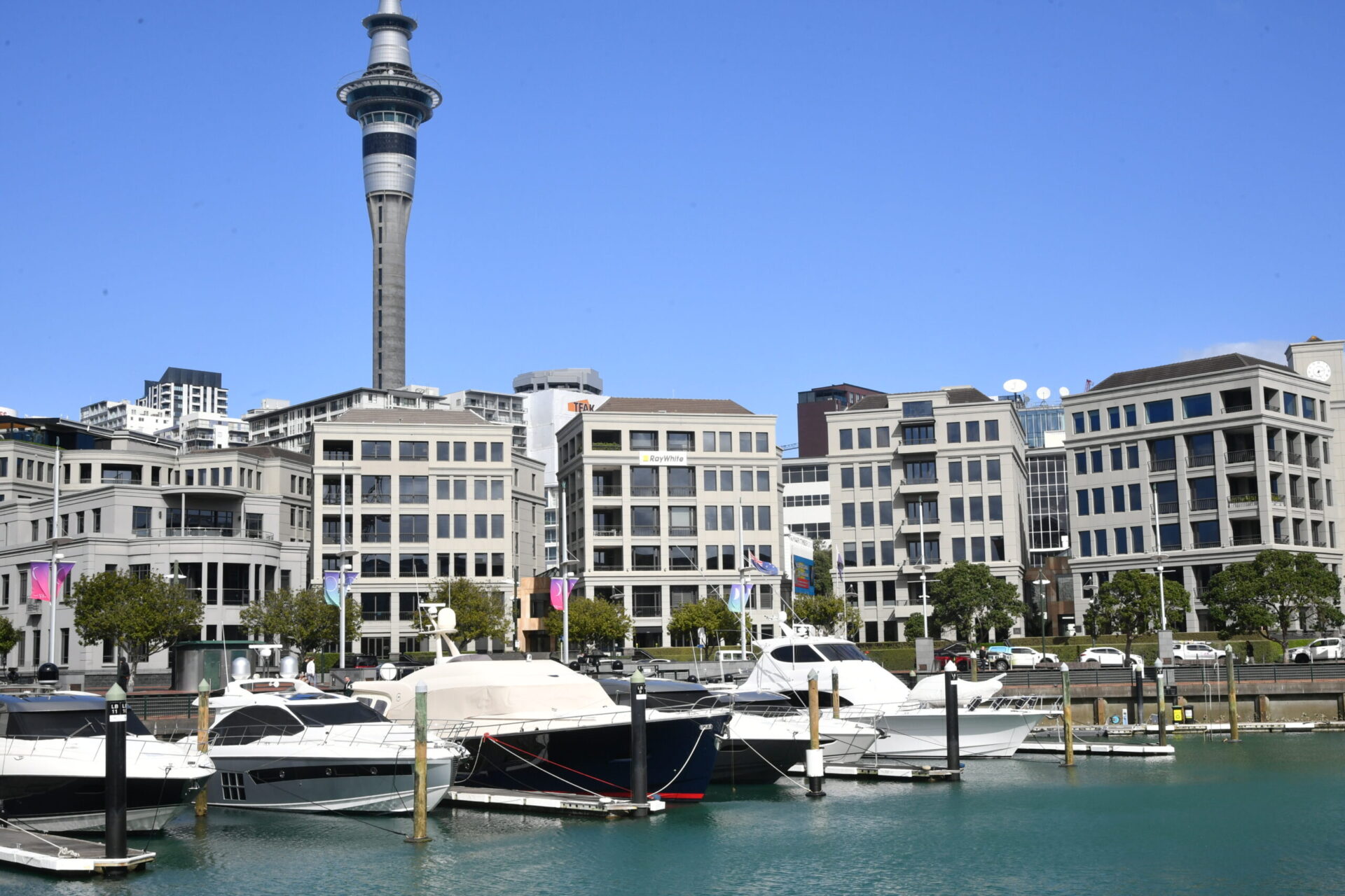 10 & 12 Viaduct Harbour Avenue photo 1
