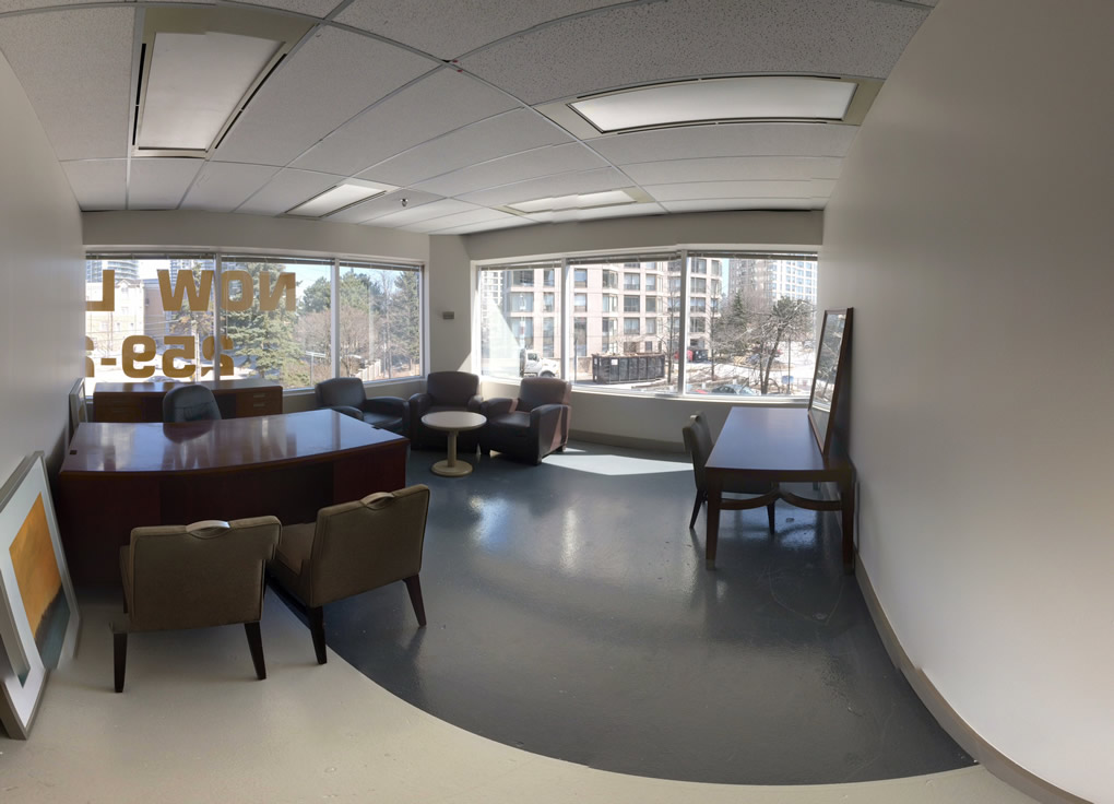 2275 Lakeshore Blvd photo 1