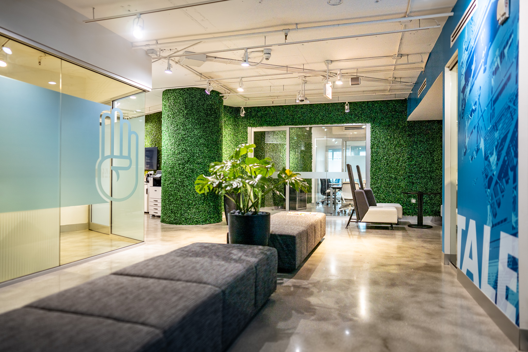 333 Las Olas Way photo 1