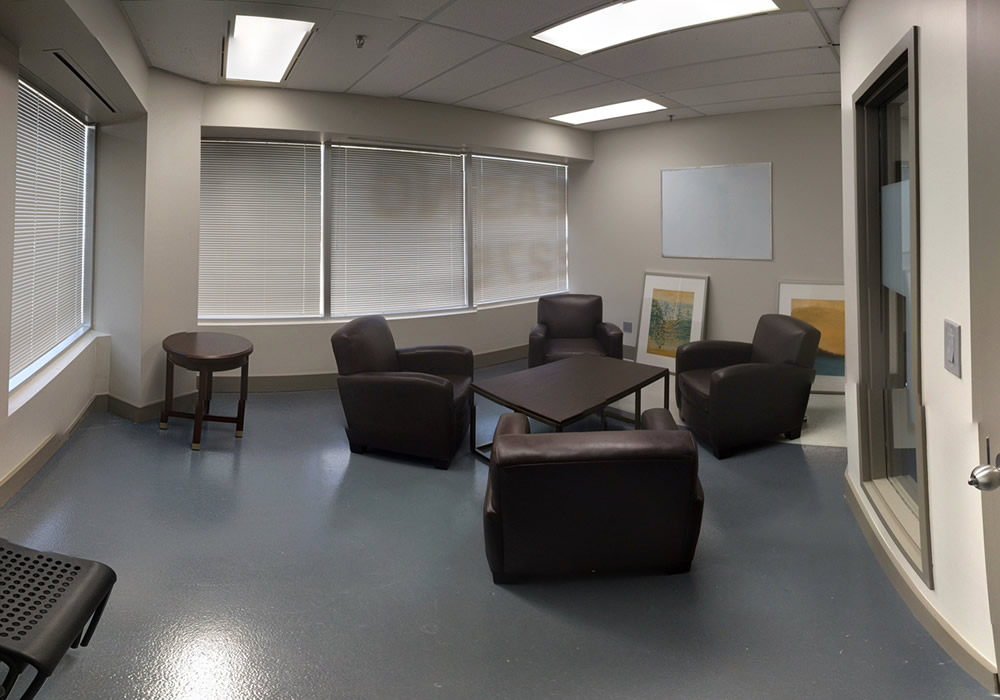 2275 Lakeshore Blvd photo 5