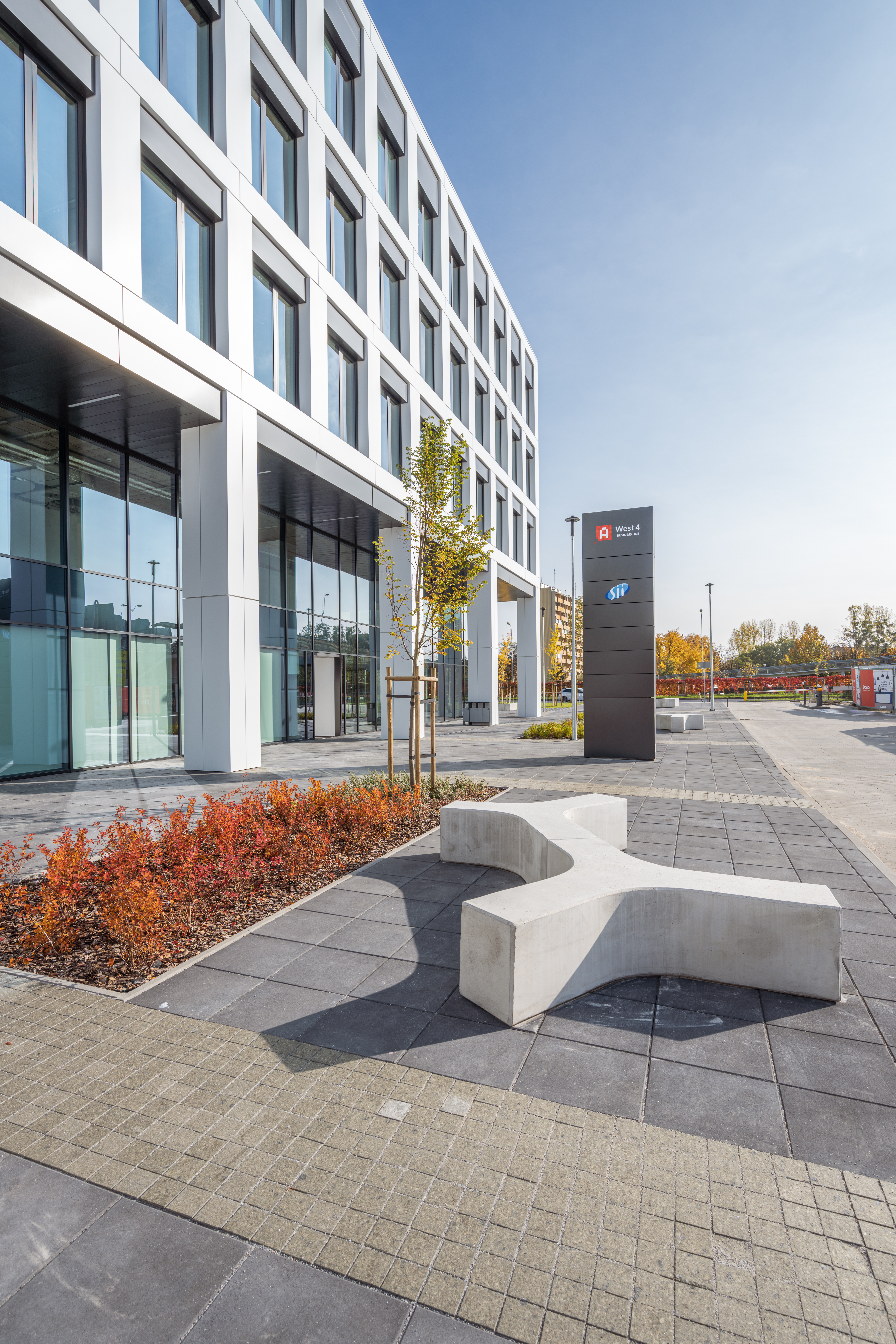 West 4 Business Hub photo 3