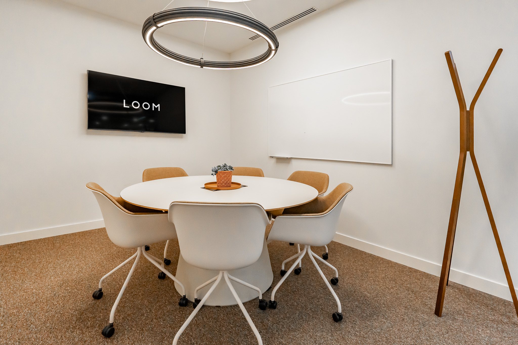 LOOM Castellana 280 photo 3