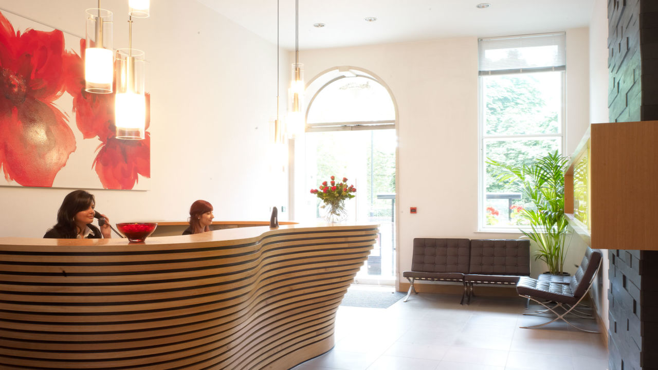 118 Piccadilly photo 1