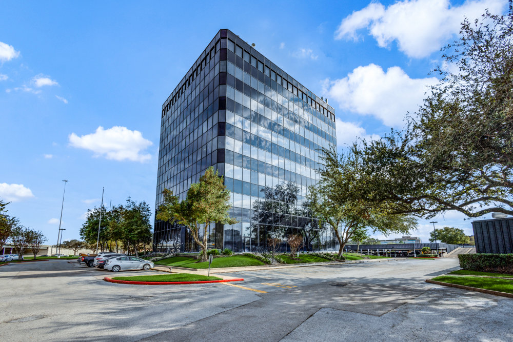13201 Northwest Freeway photo 9