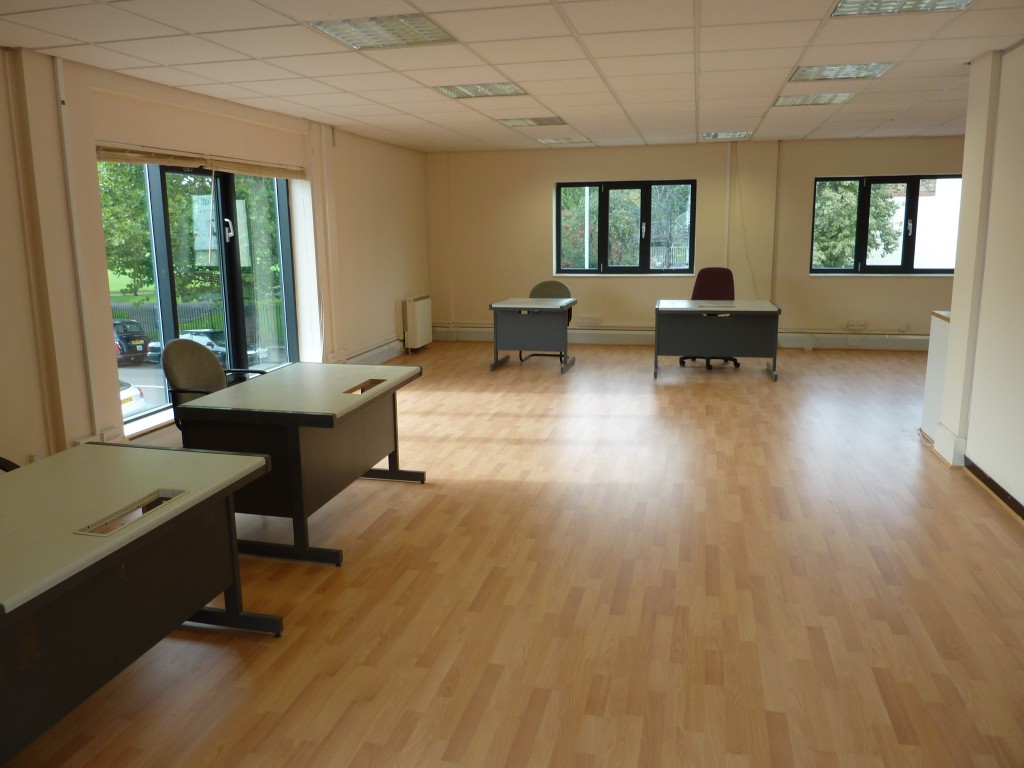 Evelyn Court photo 2