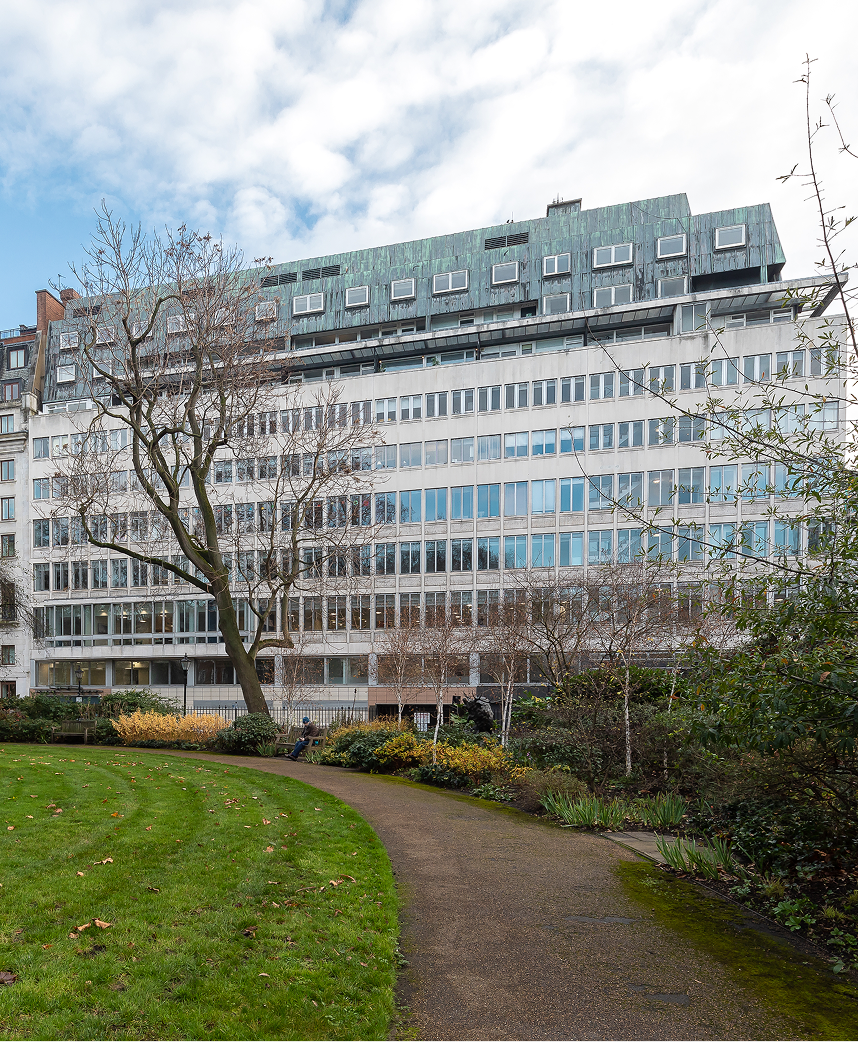 22 St James's Square photo 1