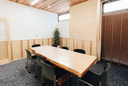 Woody Life Library photo 2