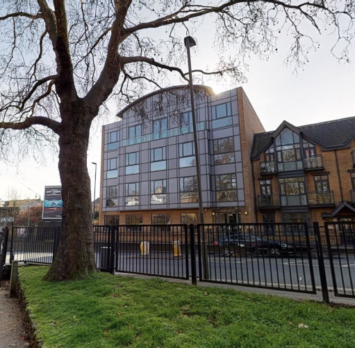 57 Putney Bridge Road photo 1