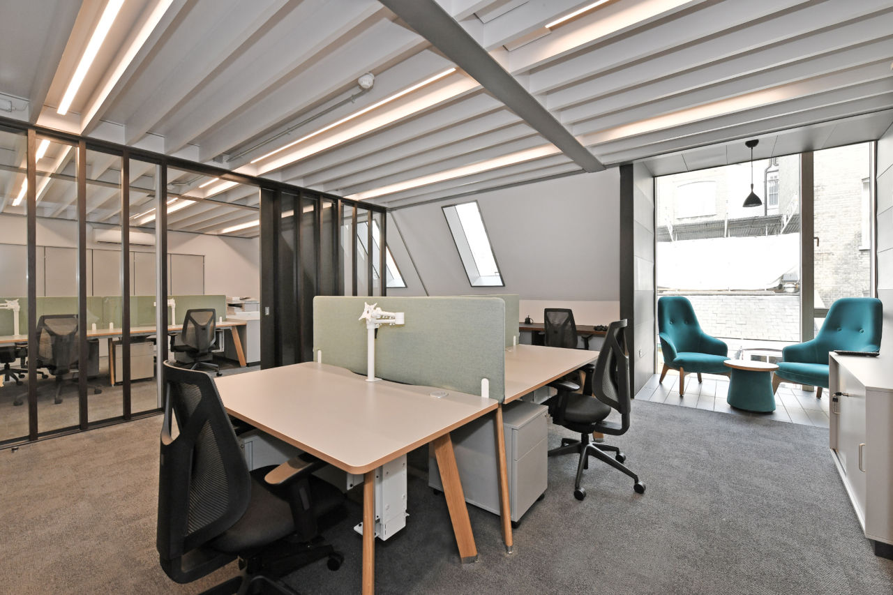 118 Piccadilly photo 3