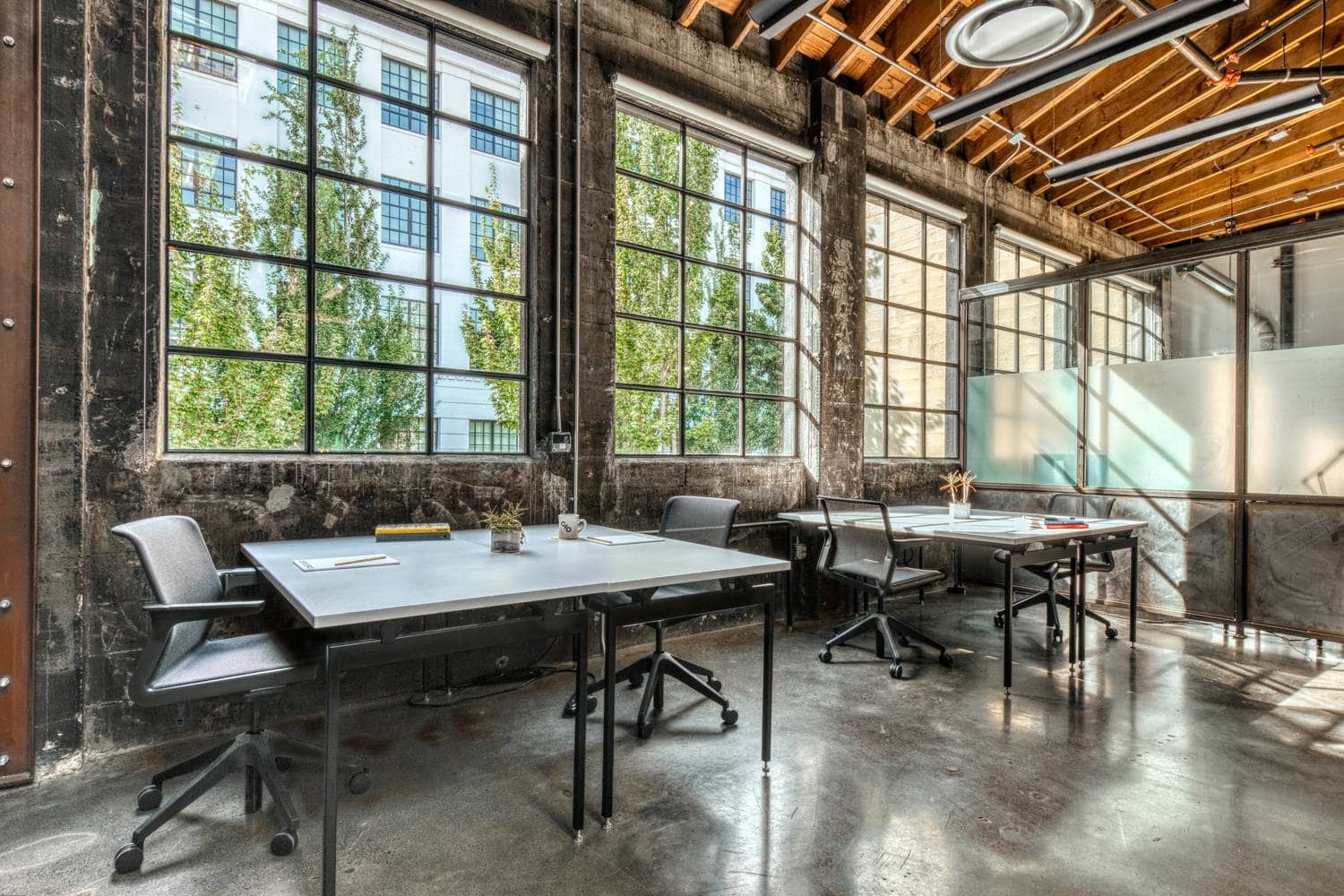 Centrl Office - Pearl District photo 5
