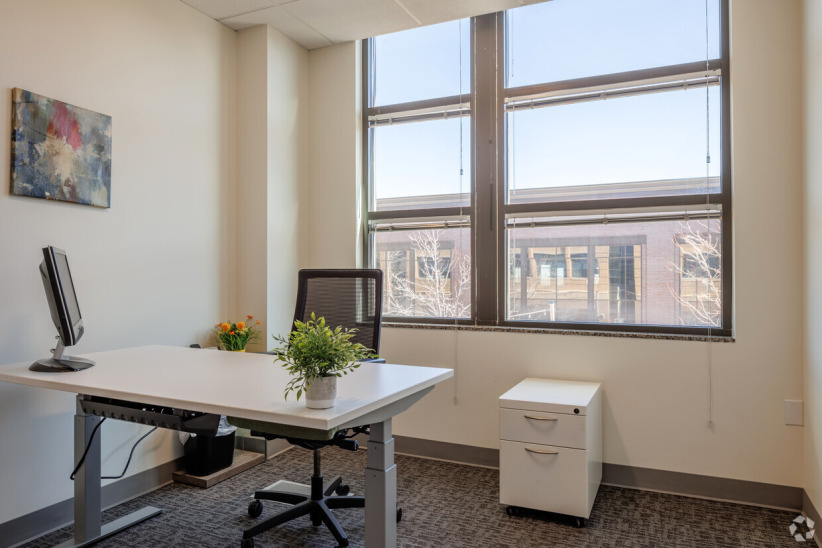 Office Evolution Belmar photo 3