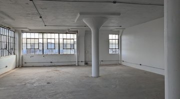 936 Exchange Street photo 2