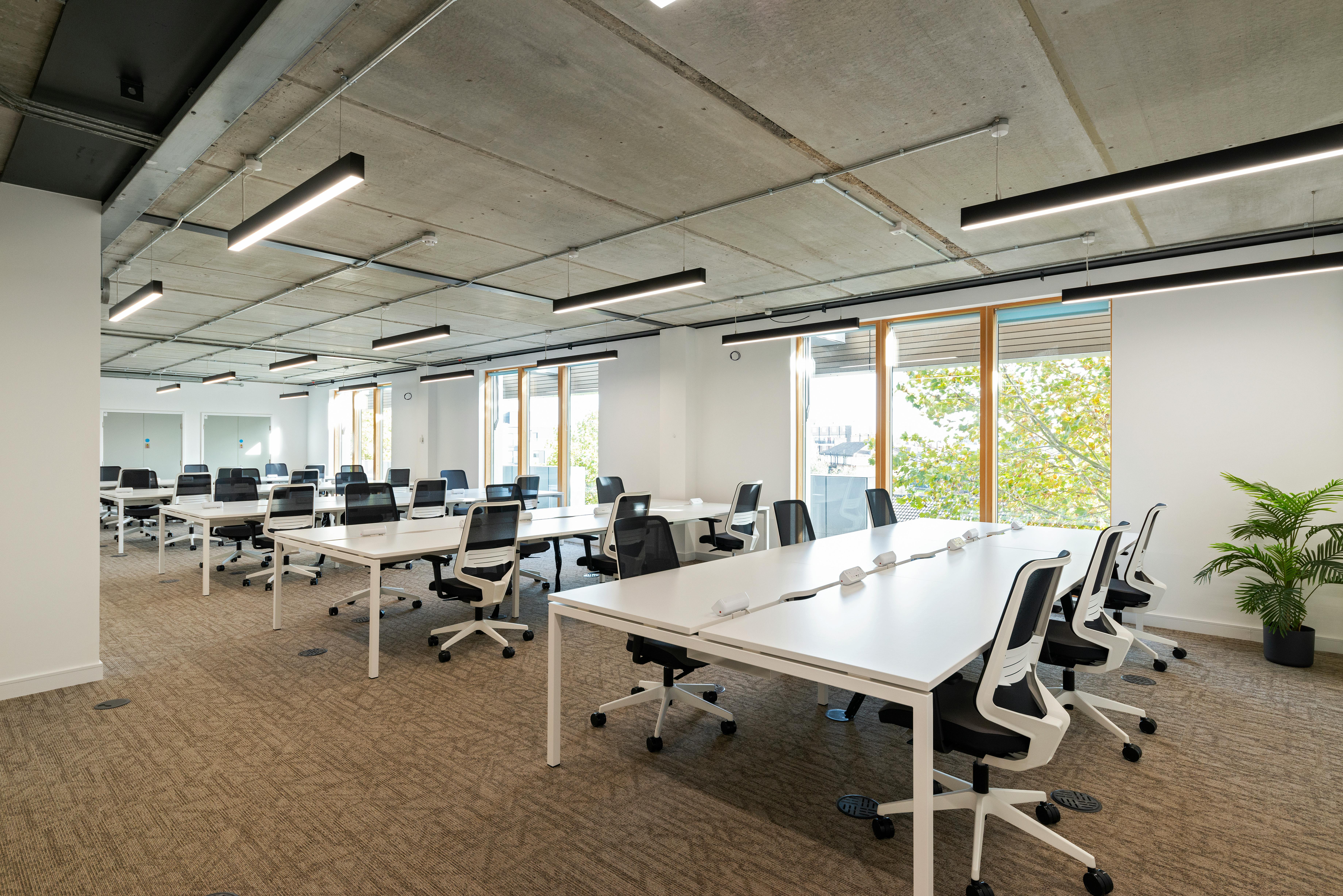 12-15 Bermondsey Square photo 2