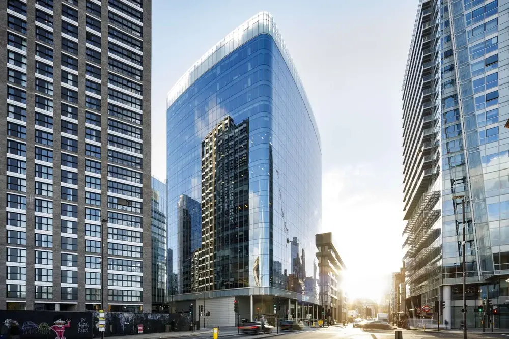 Beyond Aldgate Tower photo 4