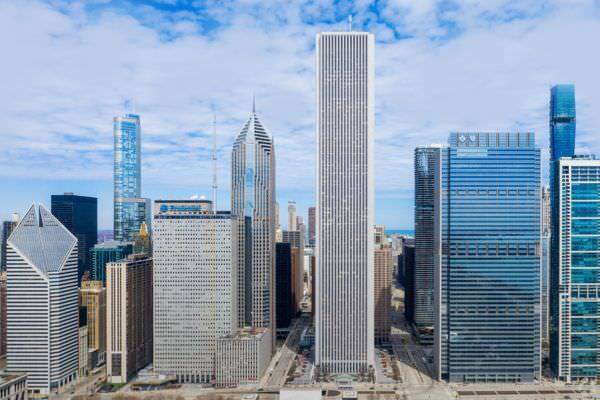Aon Center photo 3