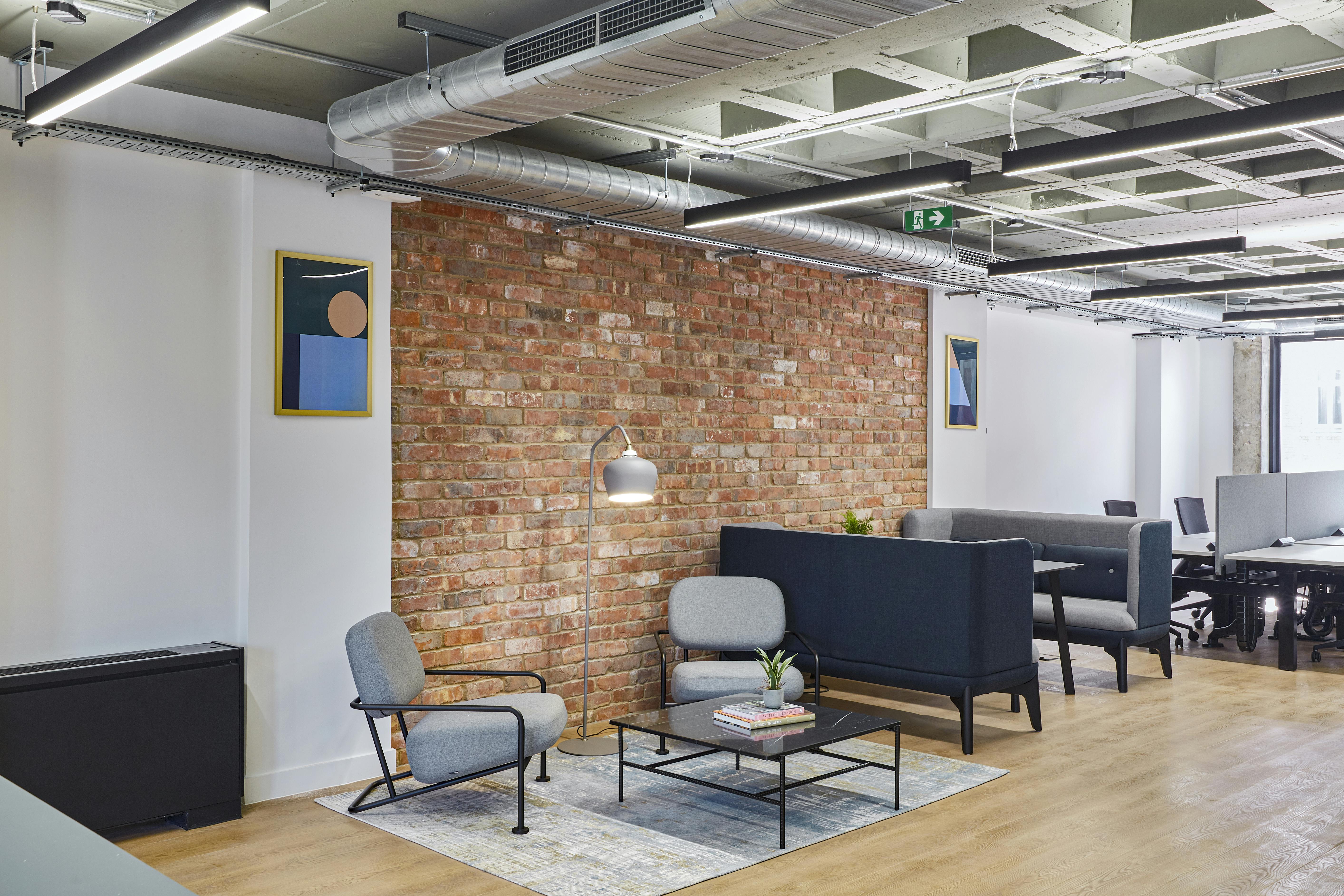 390 Strand photo 3
