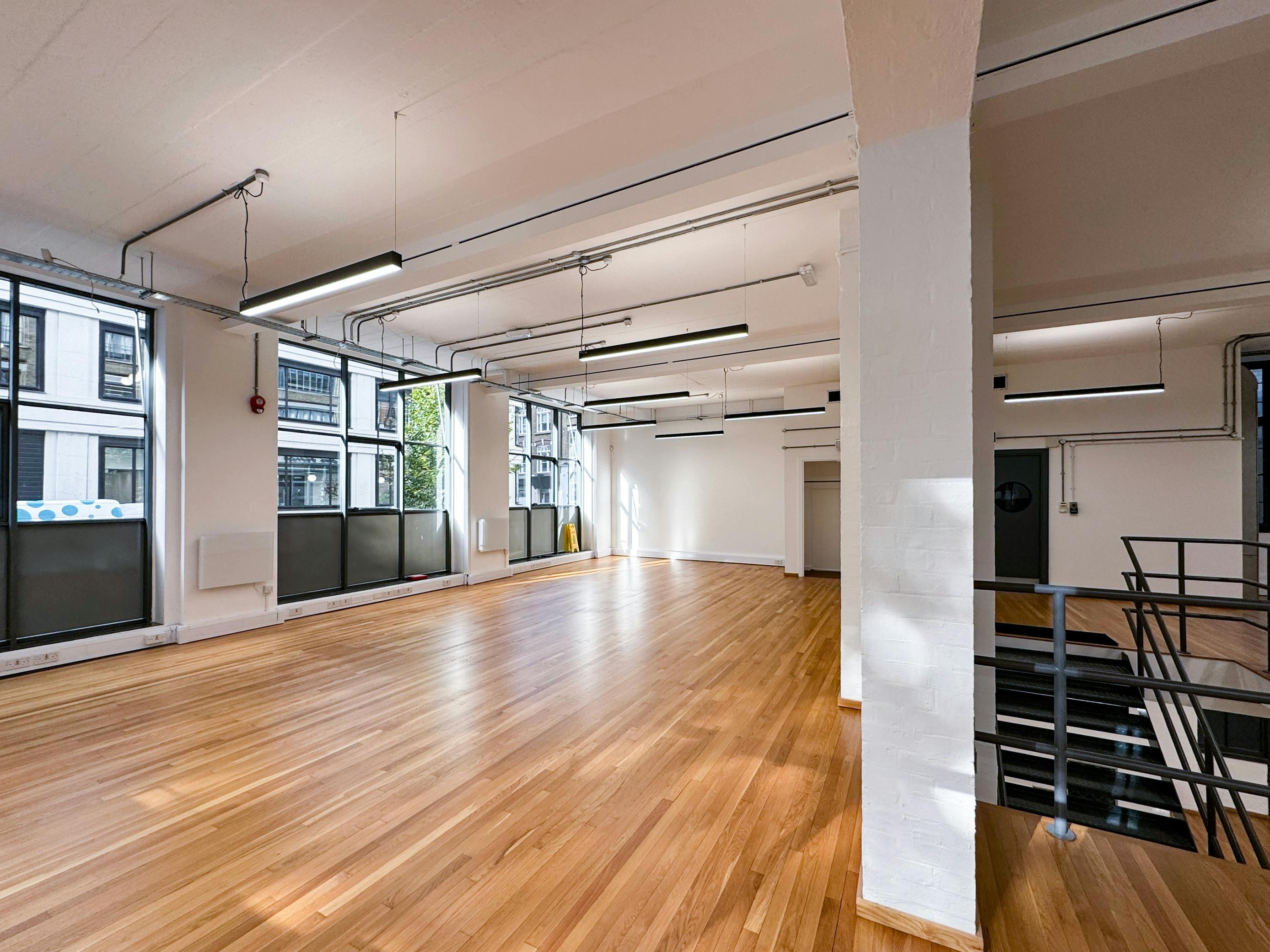 30 Gresse Street photo 5