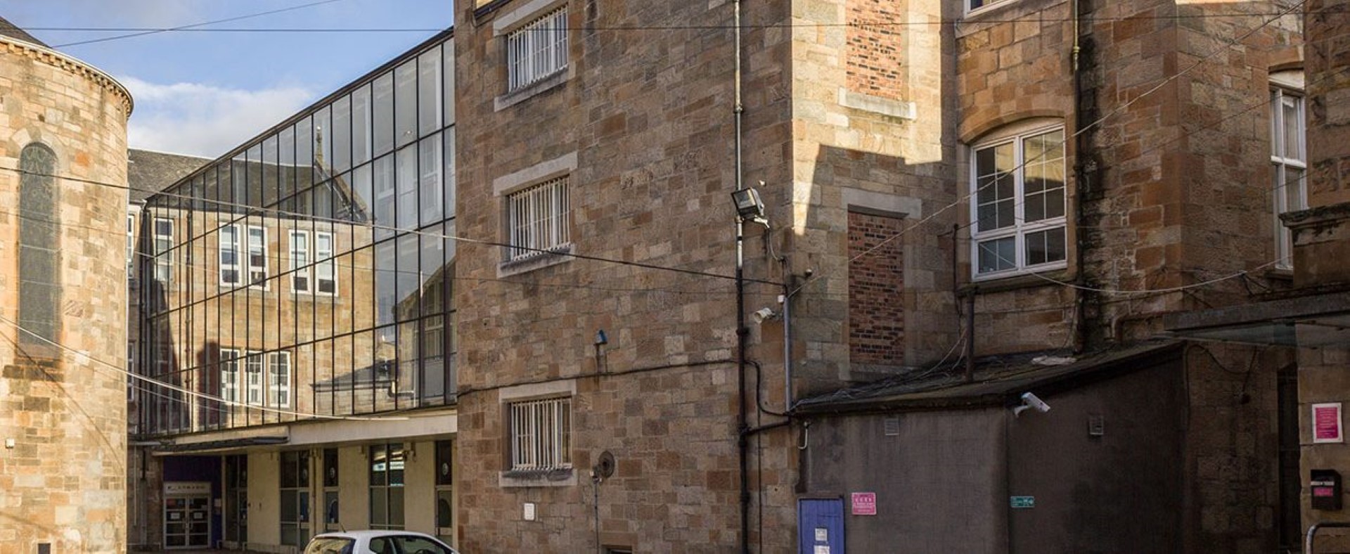 Six Harmony Row photo 2