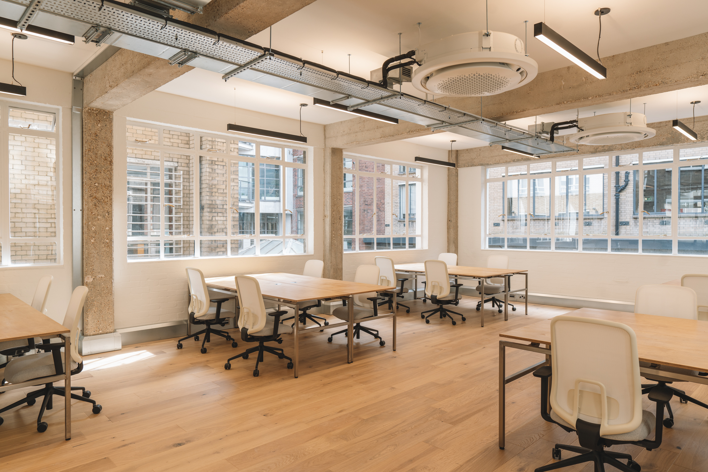 12 Great Sutton Street photo 1