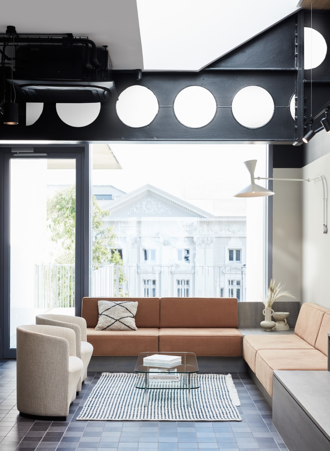 United House photo 2
