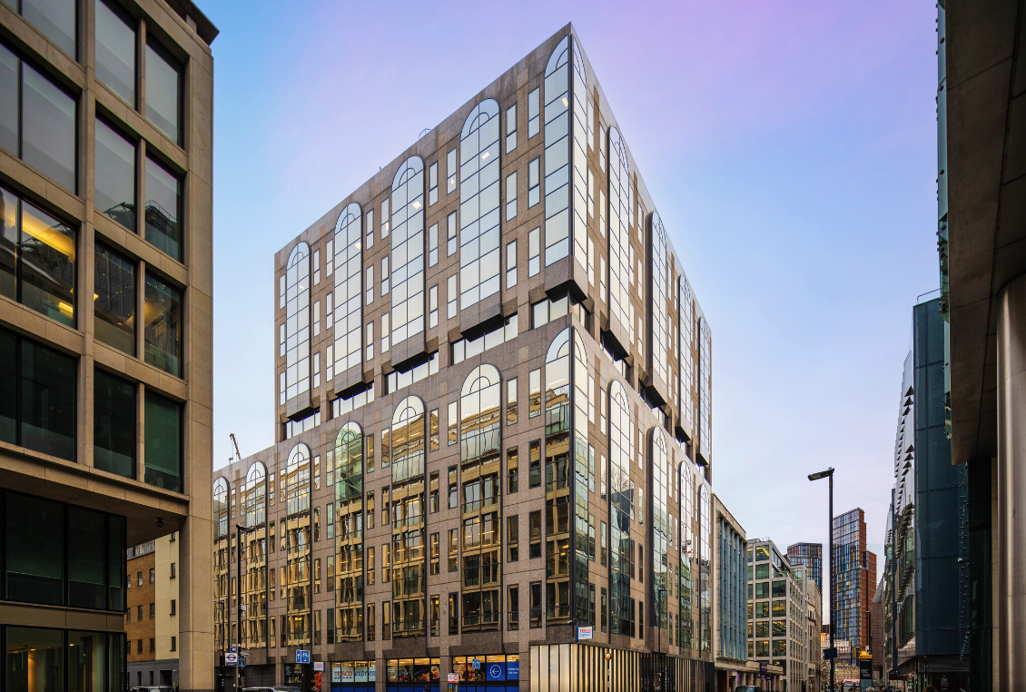 24 Chiswell Street photo 1